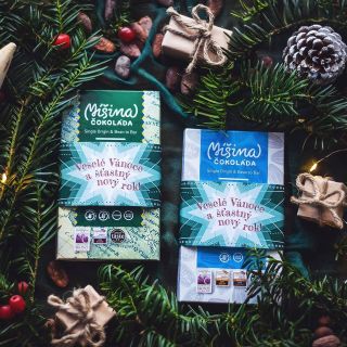 V naší vánoční nabídce jsou i čokolády s přáním Veselé Vánoce🎄